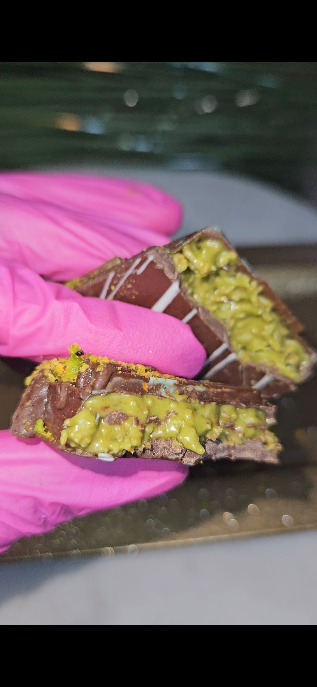 VIRAL "DUBAI PISTACHIO CHOCOLATE BAR "